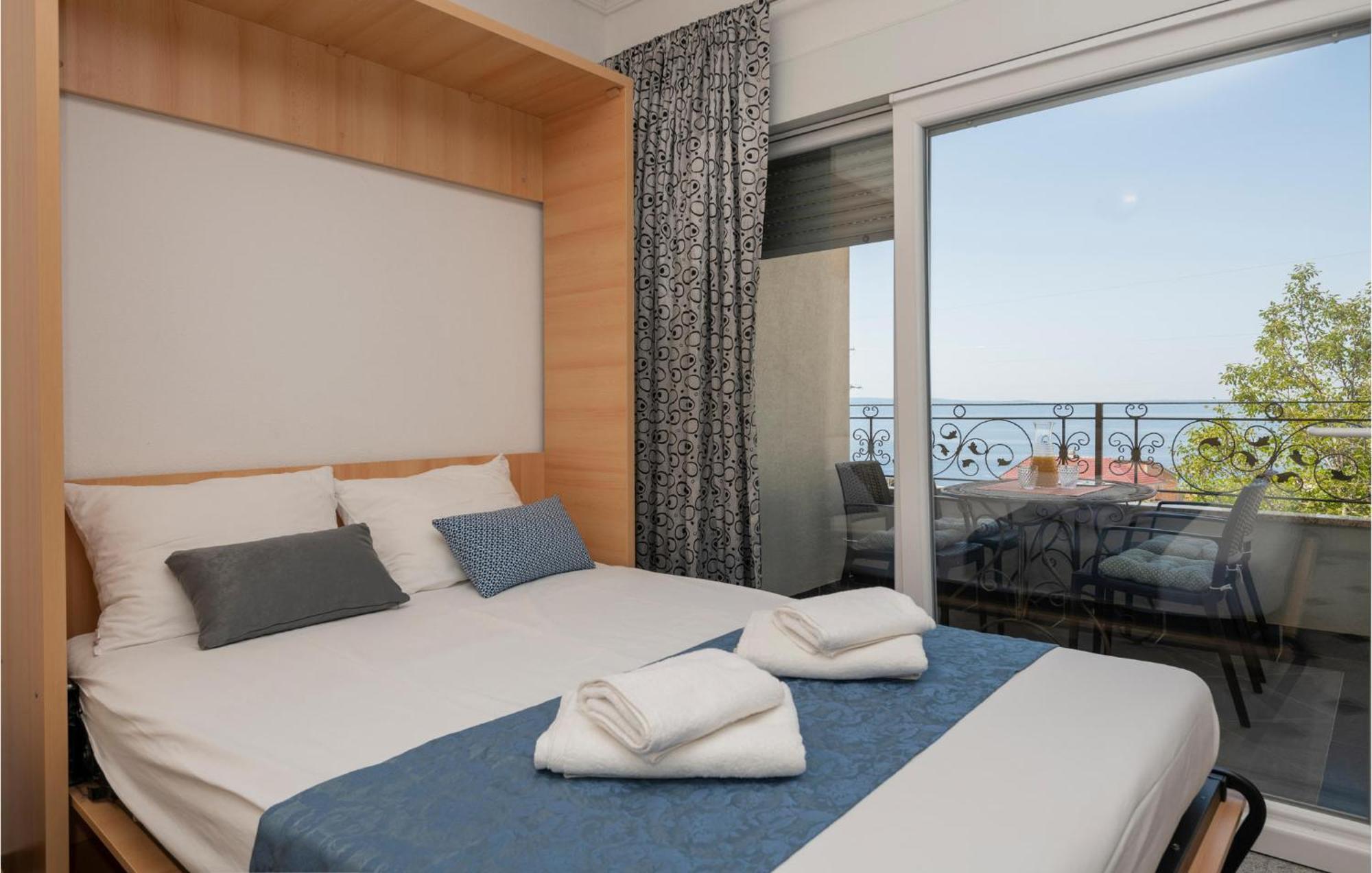 1 Bedroom Stunning Apartment In 马卡尔斯卡 外观 照片